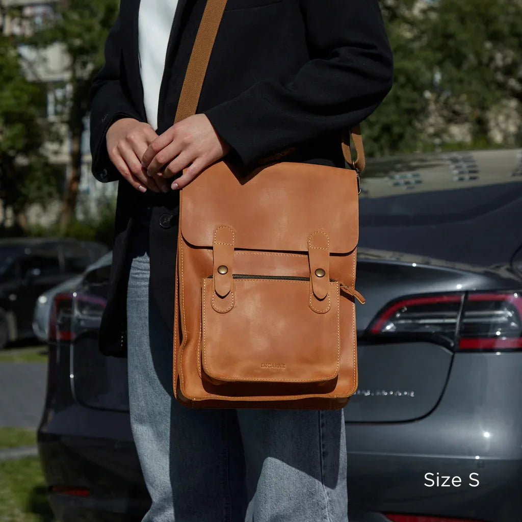 Brit Convertible Laptop Backpack - INCARNE® Global