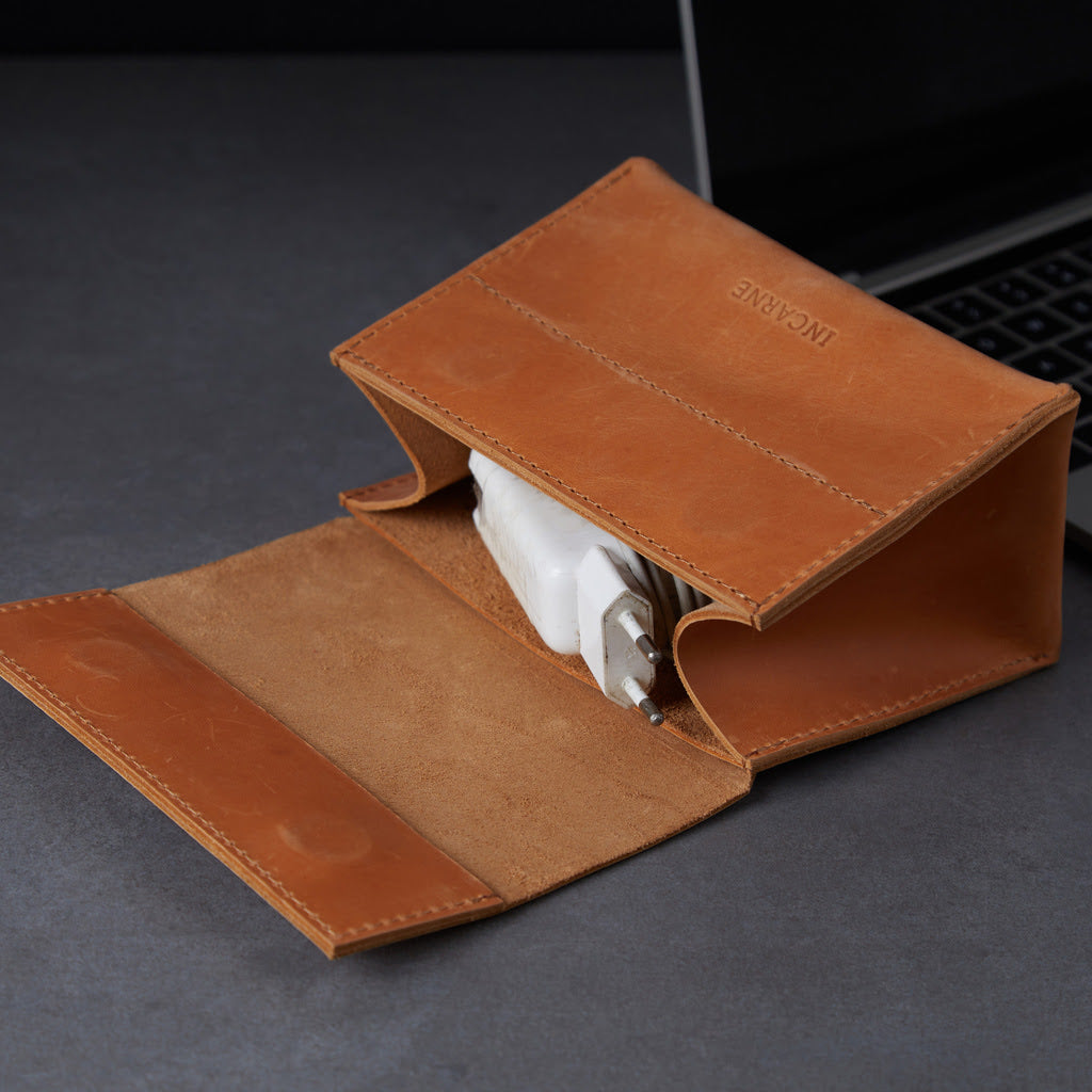 Wire Keeper Leather Organizer for Cables, Mouse, Adapters