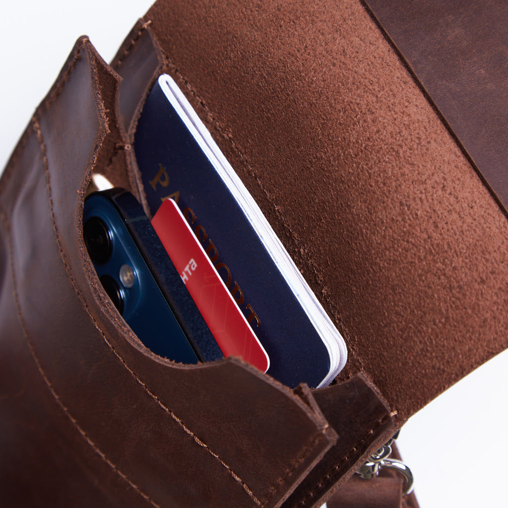 Smart Case Phone Bag Made from Vintage Leather