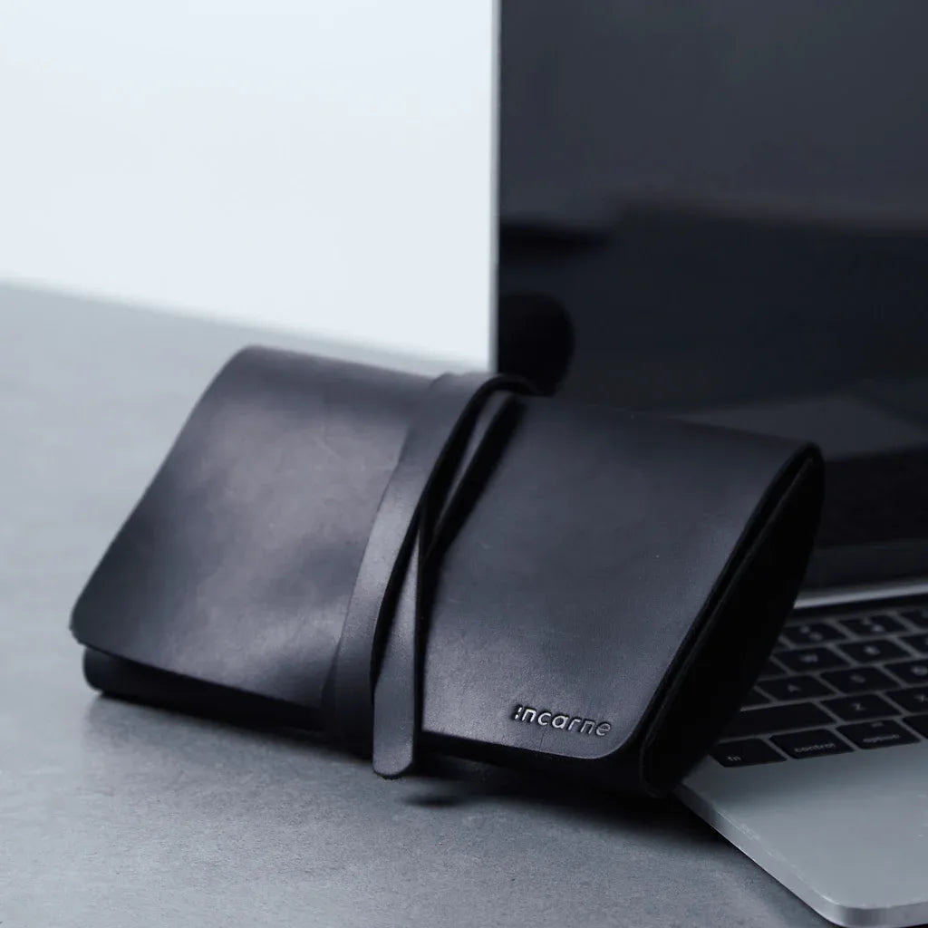 Corporate gifts: Weekend cable organizer - INCARNE® Ukraine