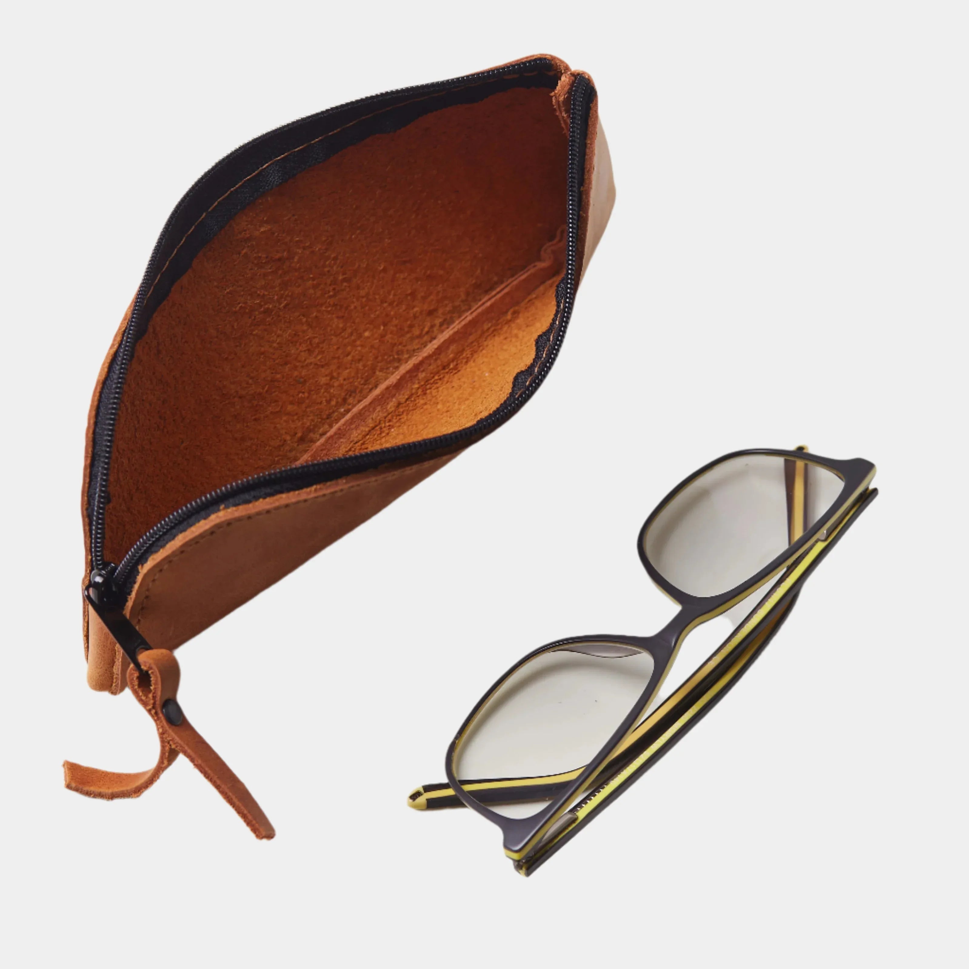 Leaf eyeglass case - INCARNE® Ukraine