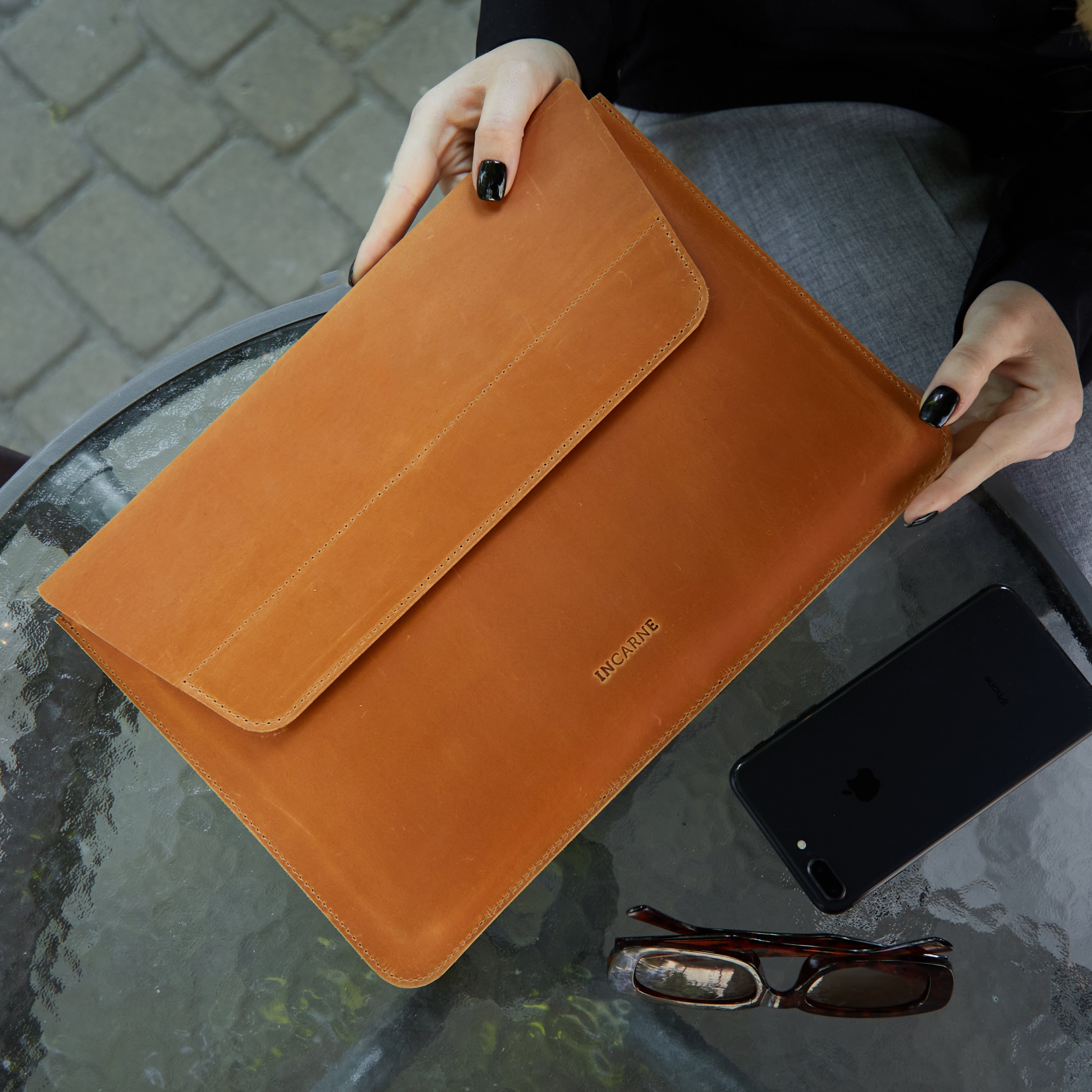Husă pentru laptop Line, Cognac (vintage)