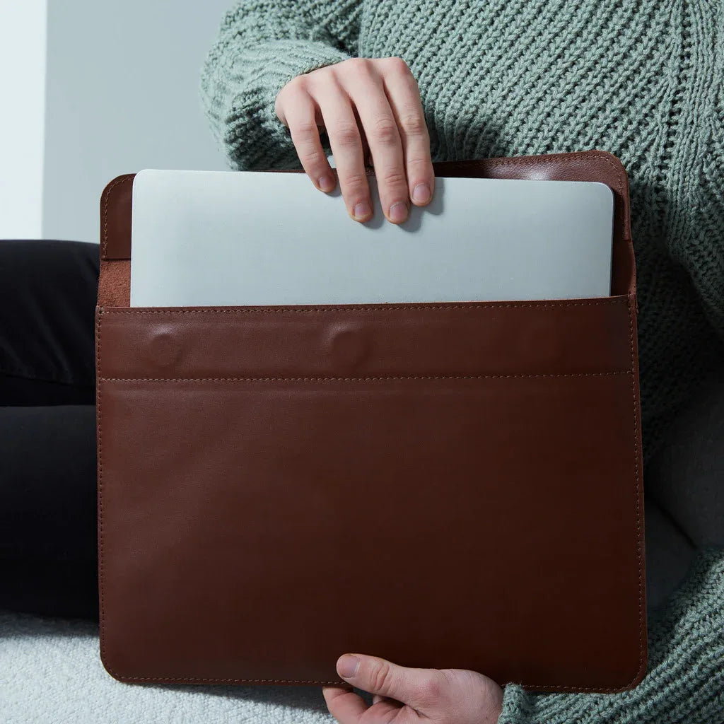 Klouz Laptop Sleeve, Brown - INCARNE® Global
