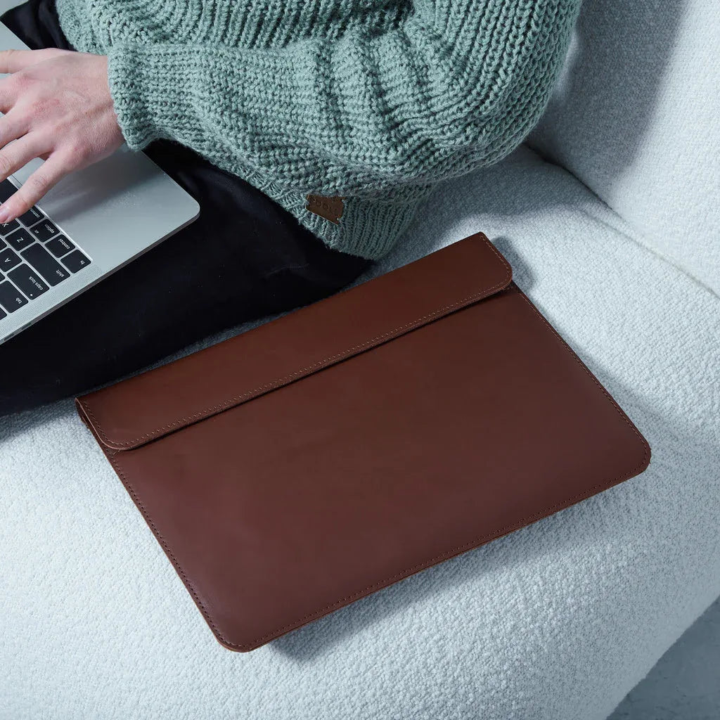 Klouz Laptop Sleeve, Brown - INCARNE® Global