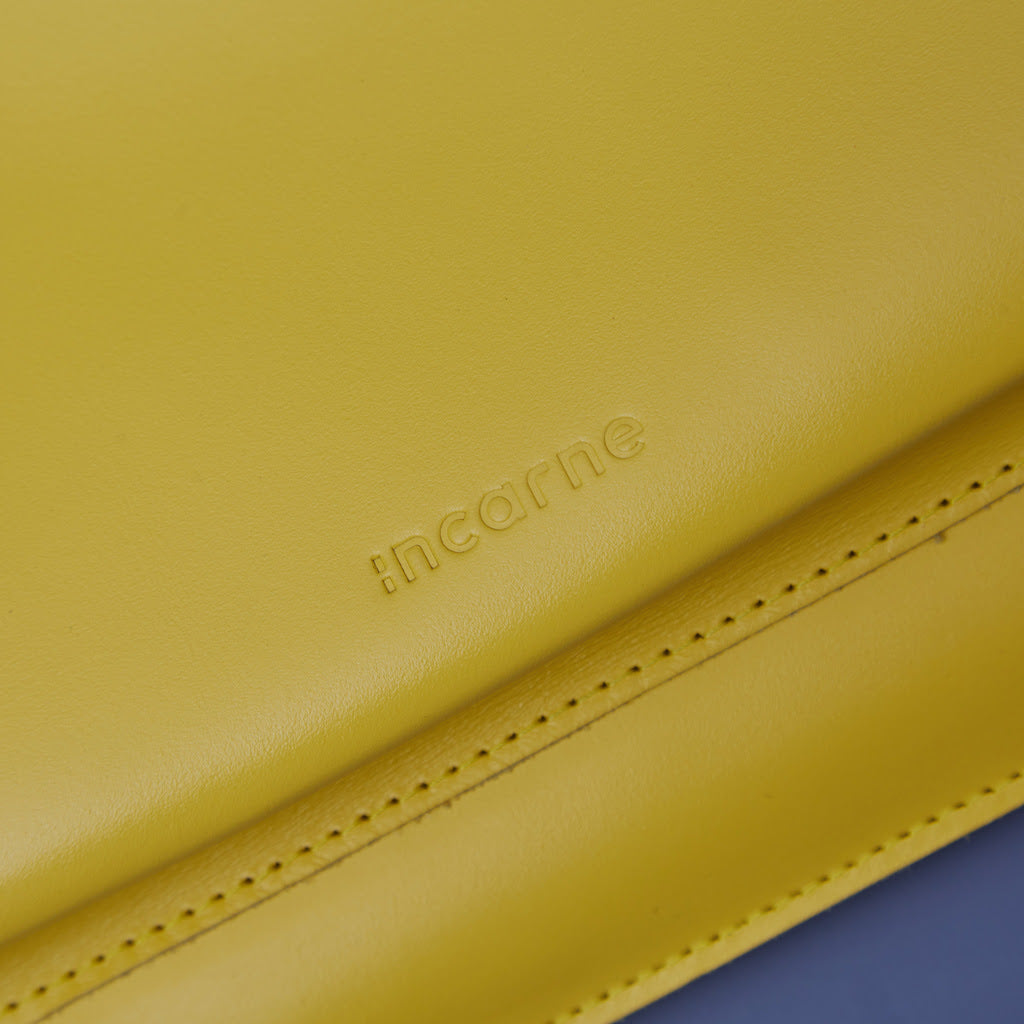 Maryland Laptop Sleeve with Handles in classic leather