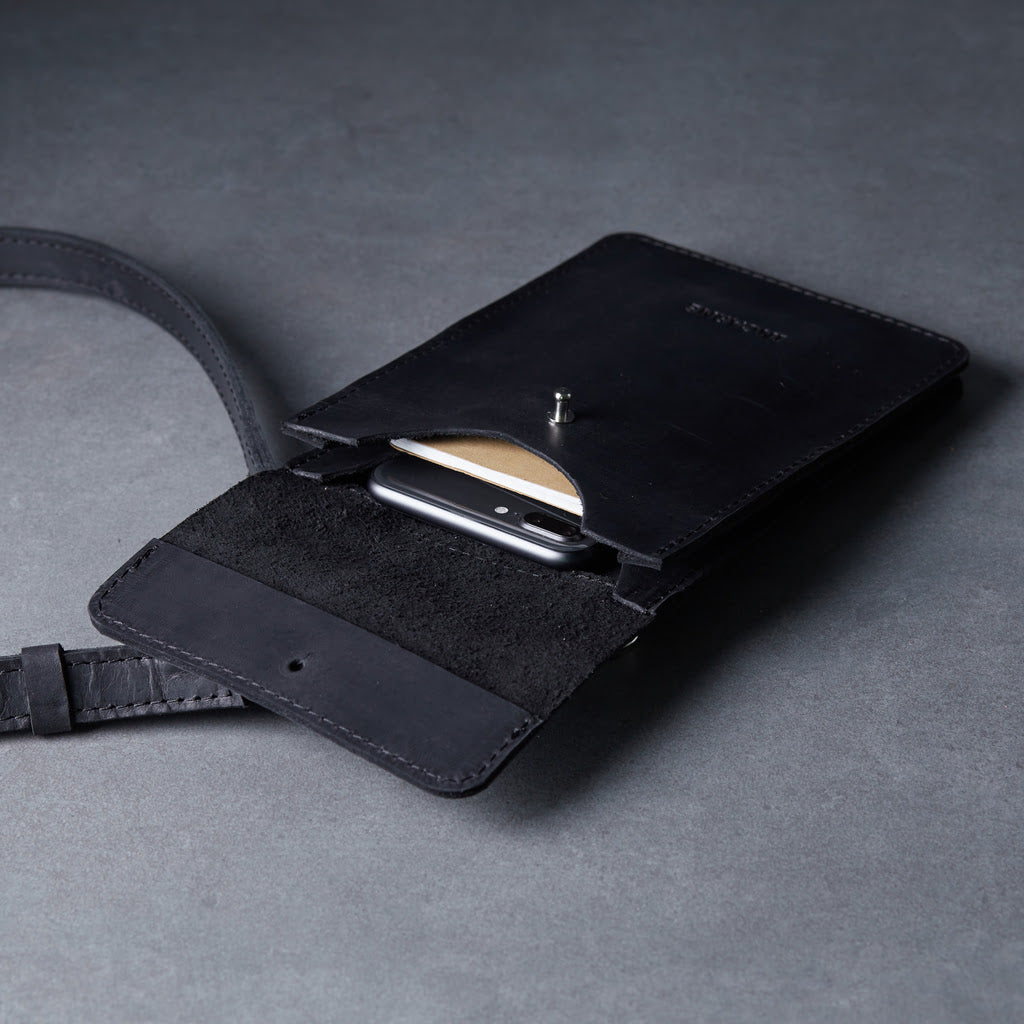 Smart Case Phone Bag Made from Vintage Leather