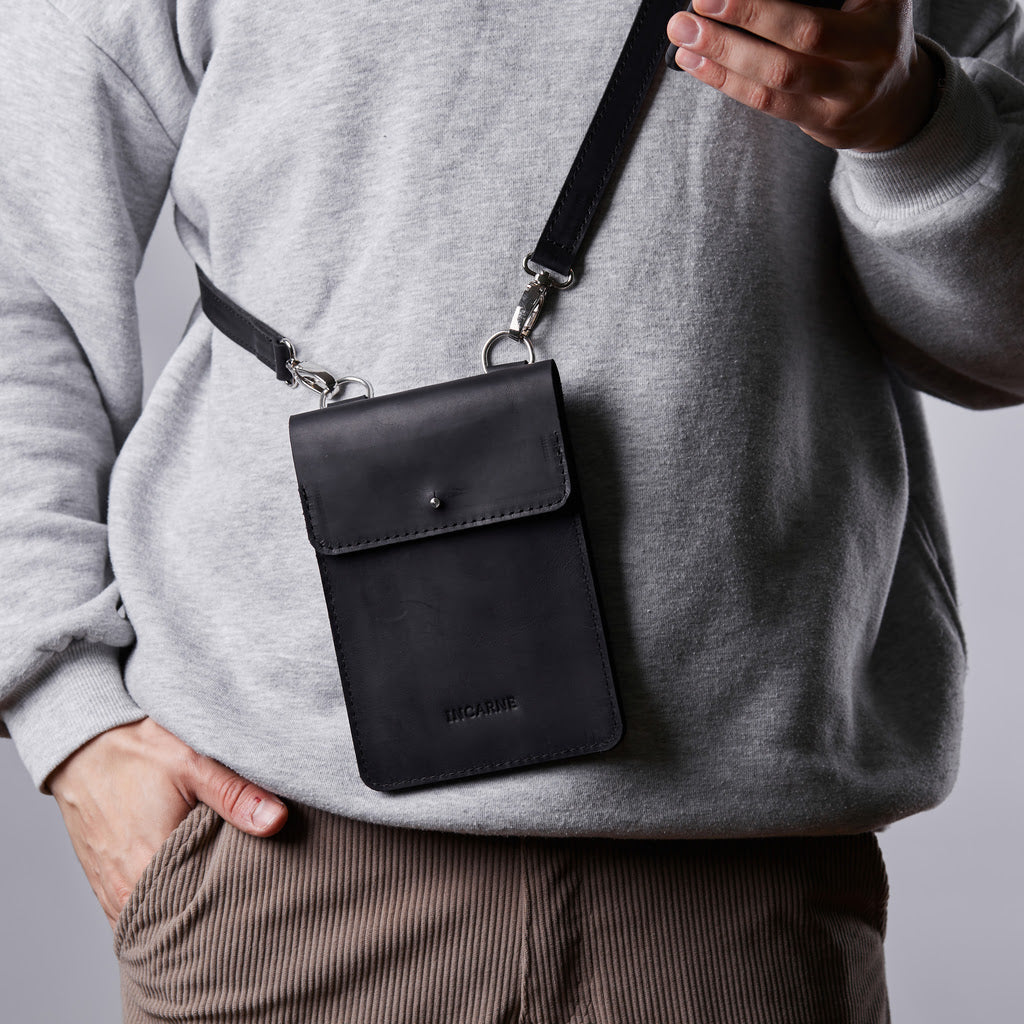 Smart Case Phone Bag Made from Vintage Leather