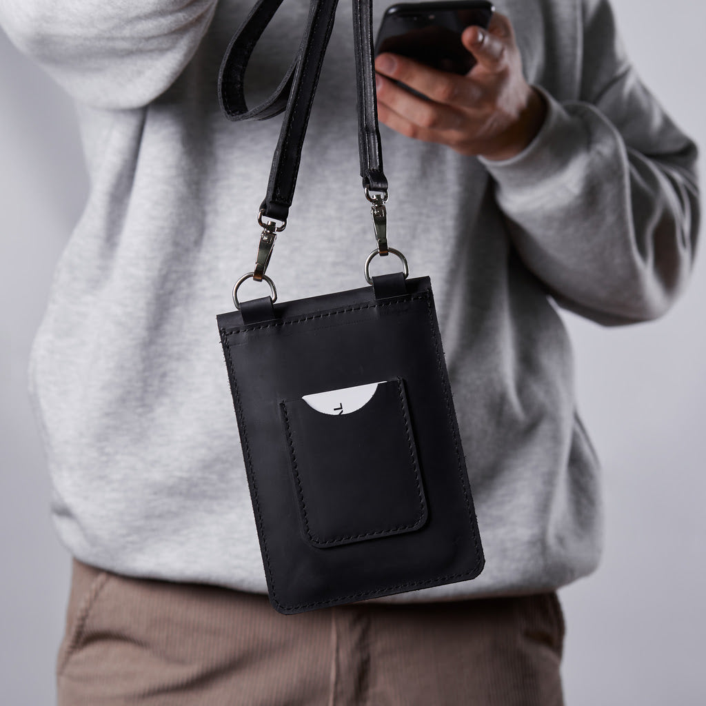 Smart Case Phone Bag Made from Vintage Leather