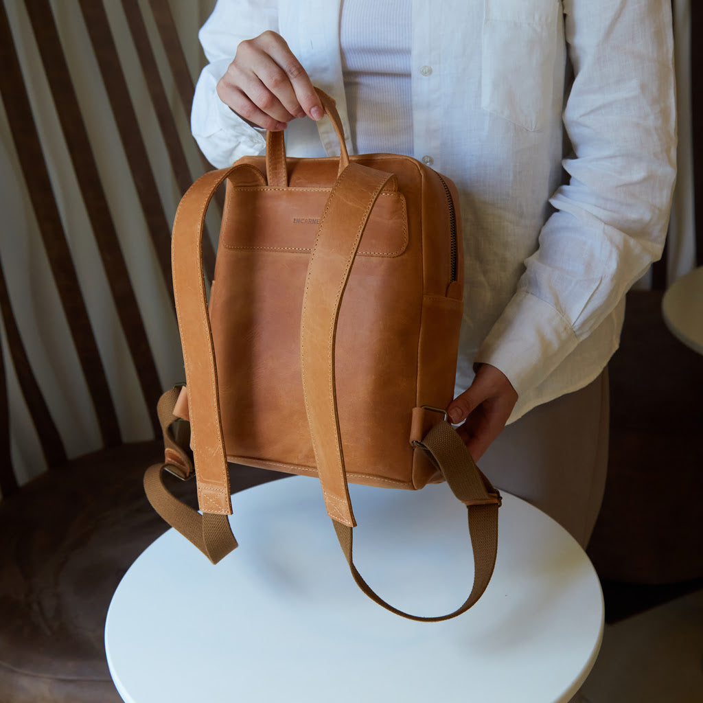 Leather backpack Factor