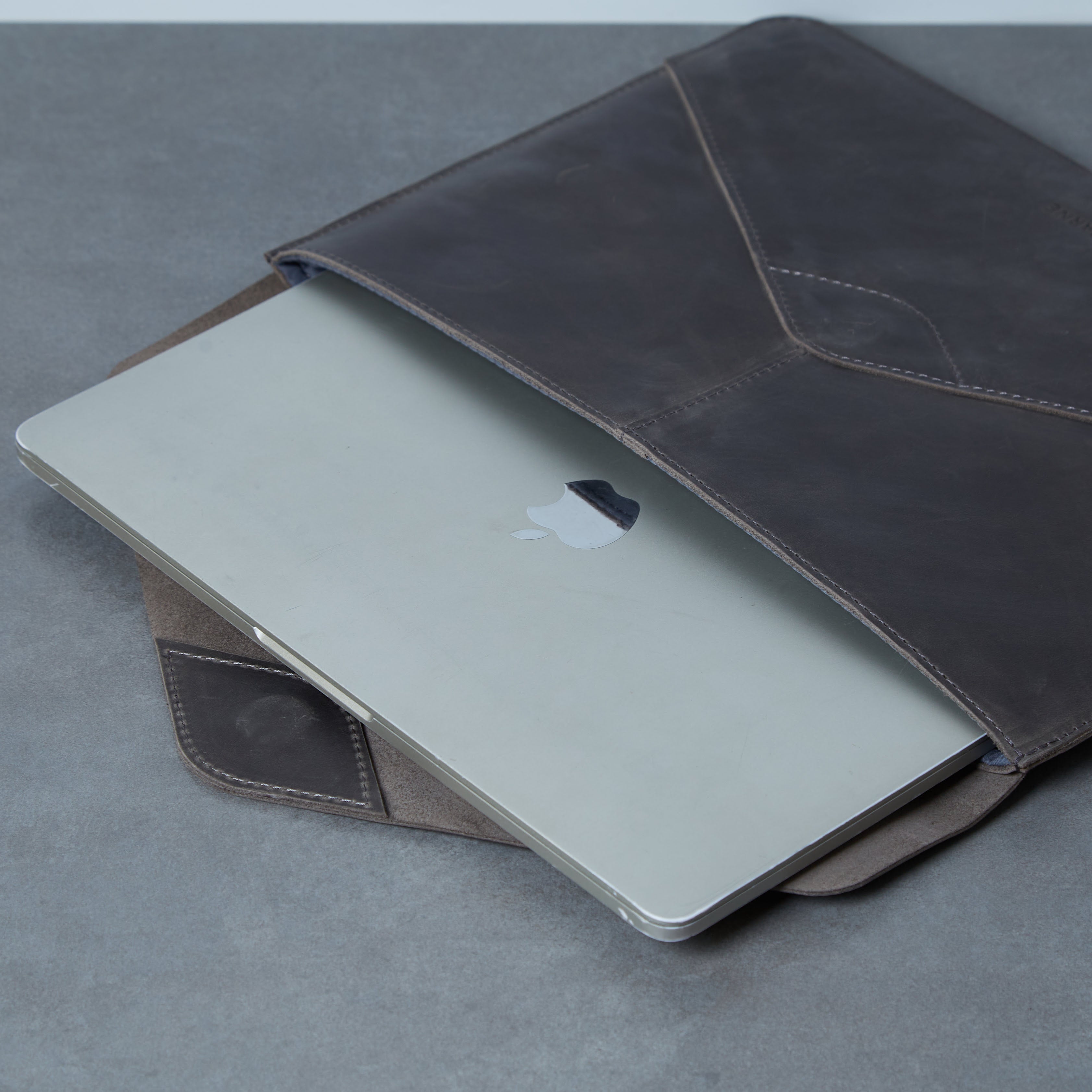 Message Laptop Sleeve, Gray (vintage)