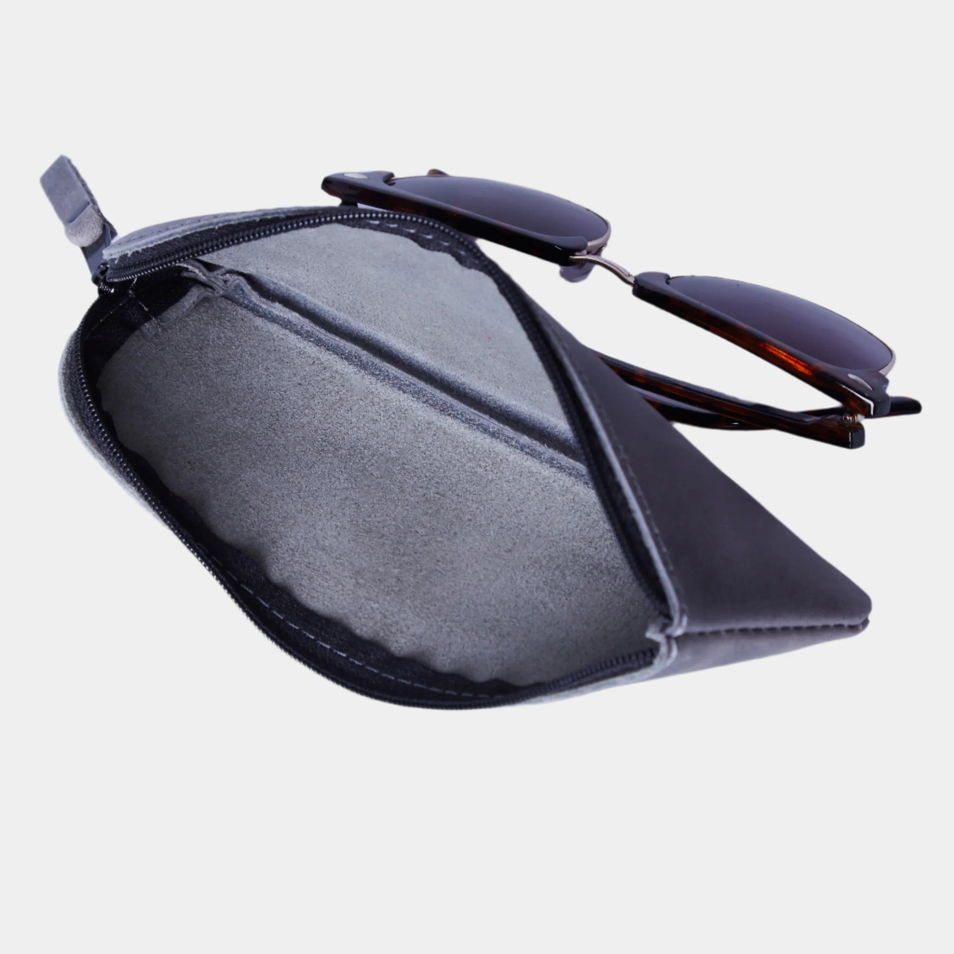Leaf glasses case - INCARNE® Ukraine