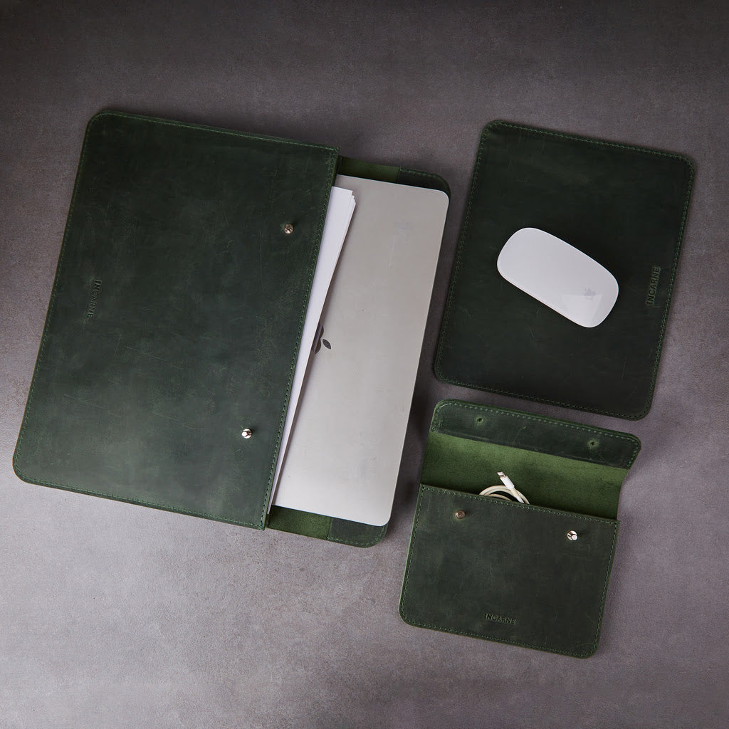 Gift set: Neat laptop case + Keep cable organizer + Word mousepad