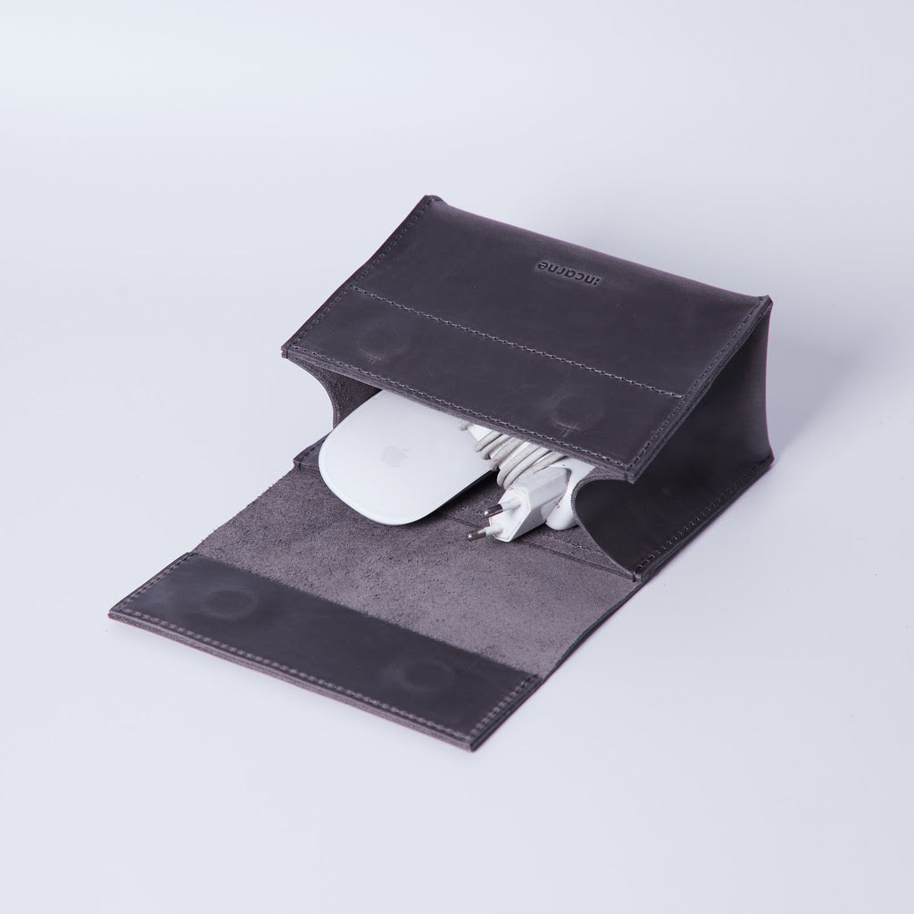 Wire Keeper Leather Organizer for Cables, Mouse, Adapters
