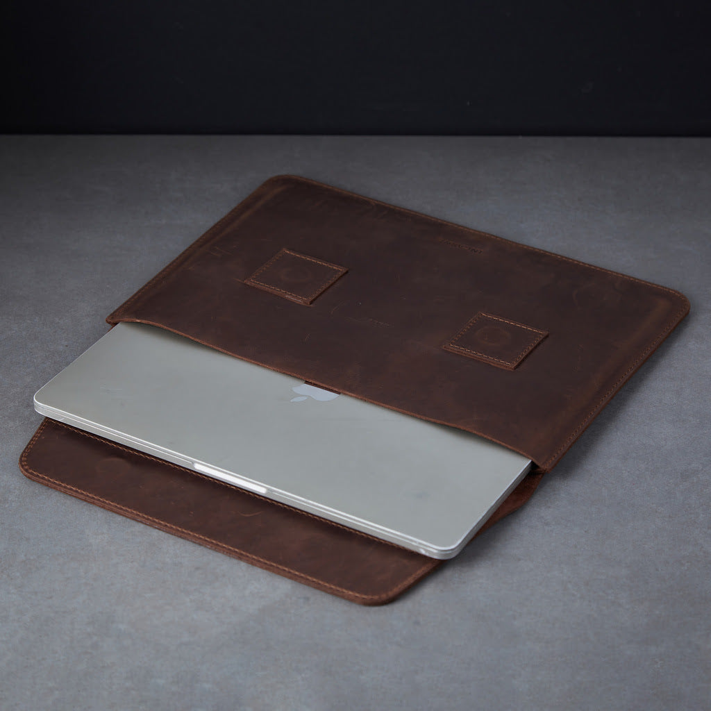 Line Laptop Sleeve, Brown (vintage)
