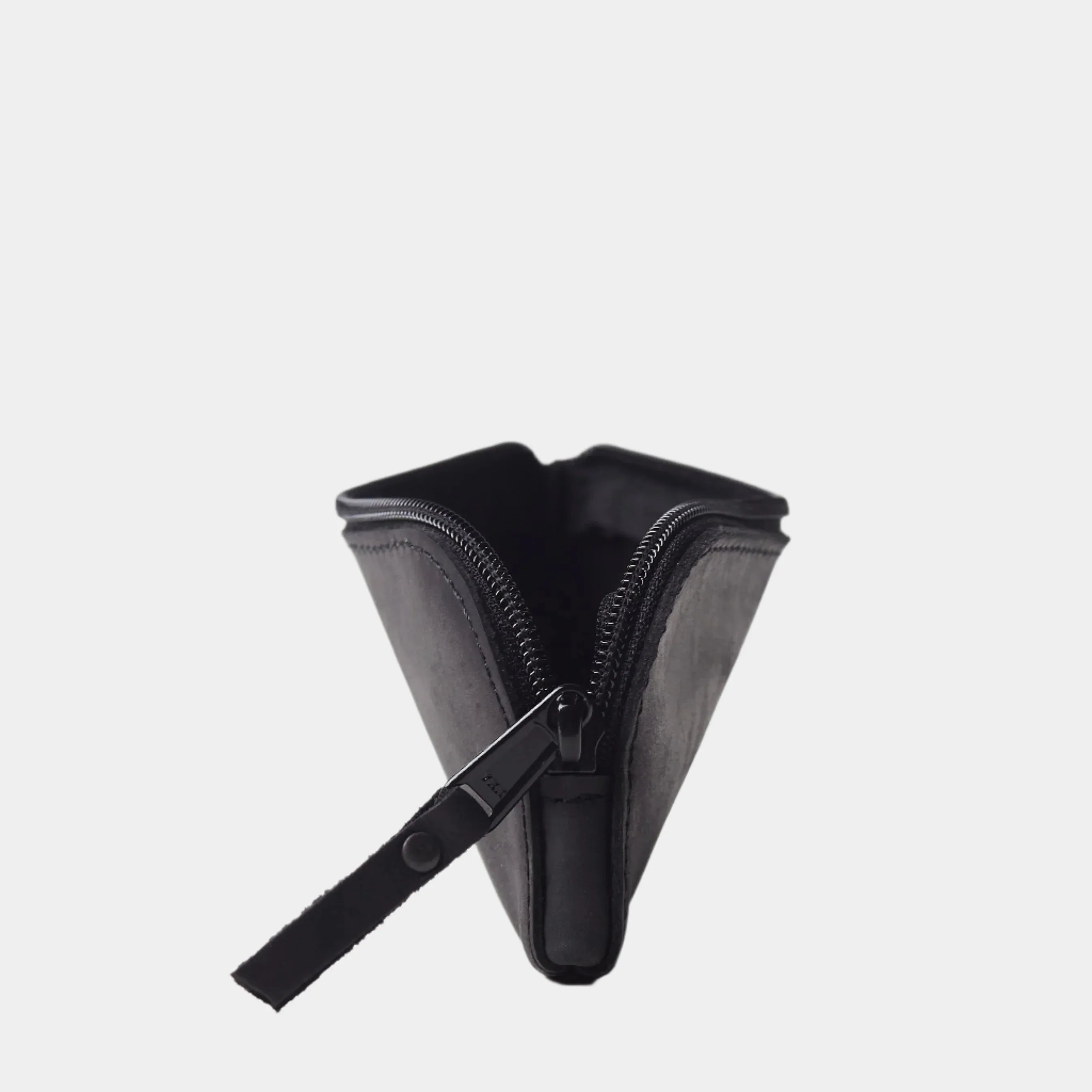 Leaf glasses case - INCARNE® Ukraine