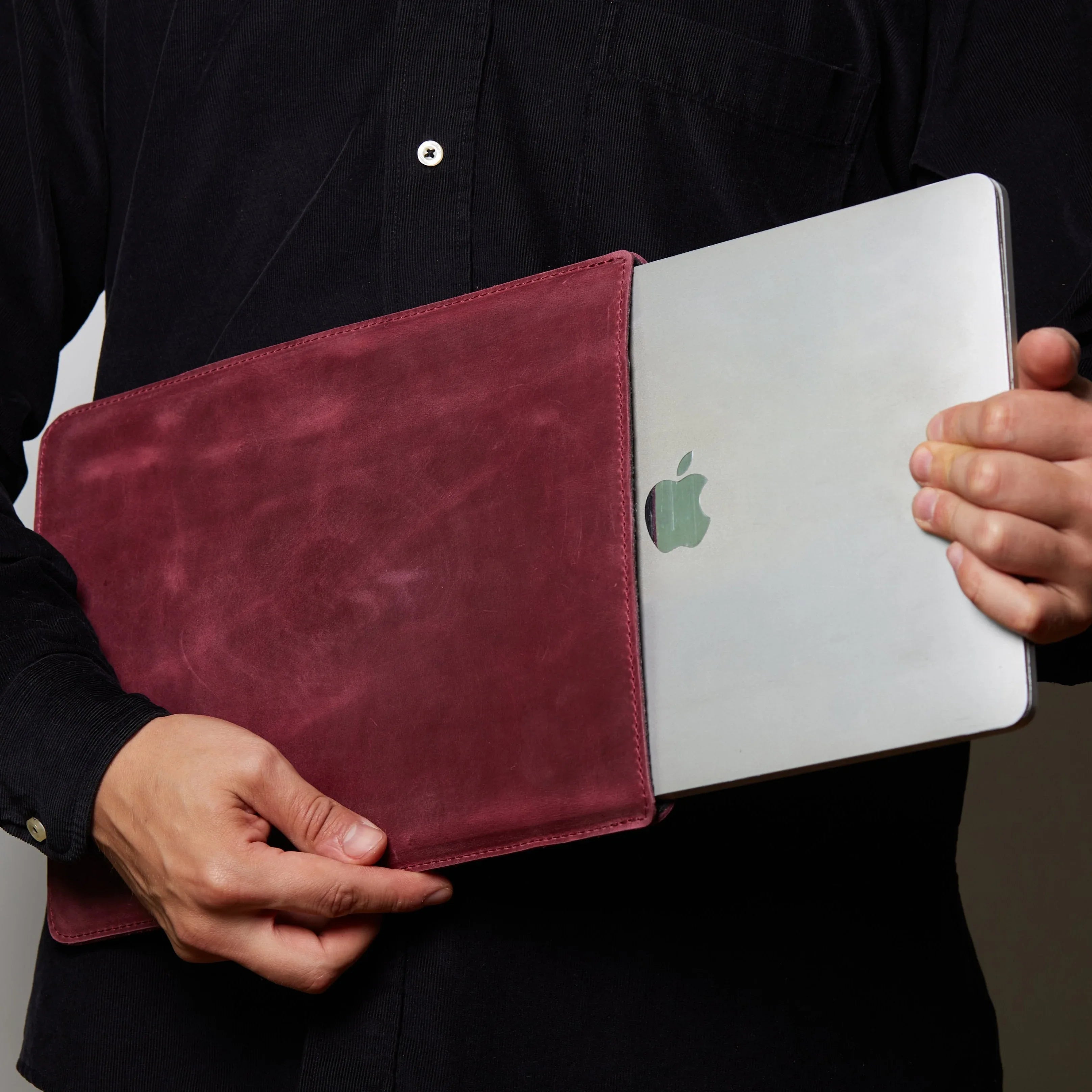 Free Port Plus Case - INCARNE® Ukraine