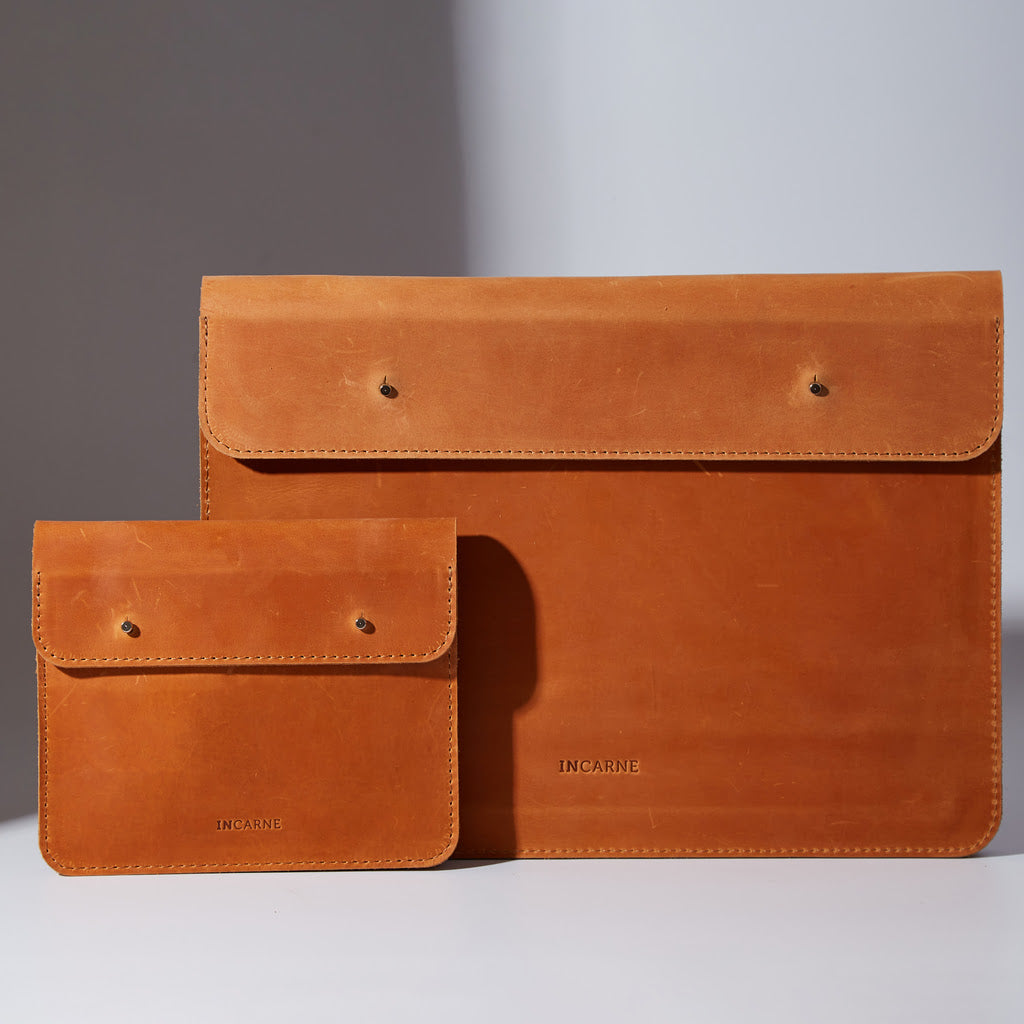 Gift set: Neat laptop case + Keep cable organizer