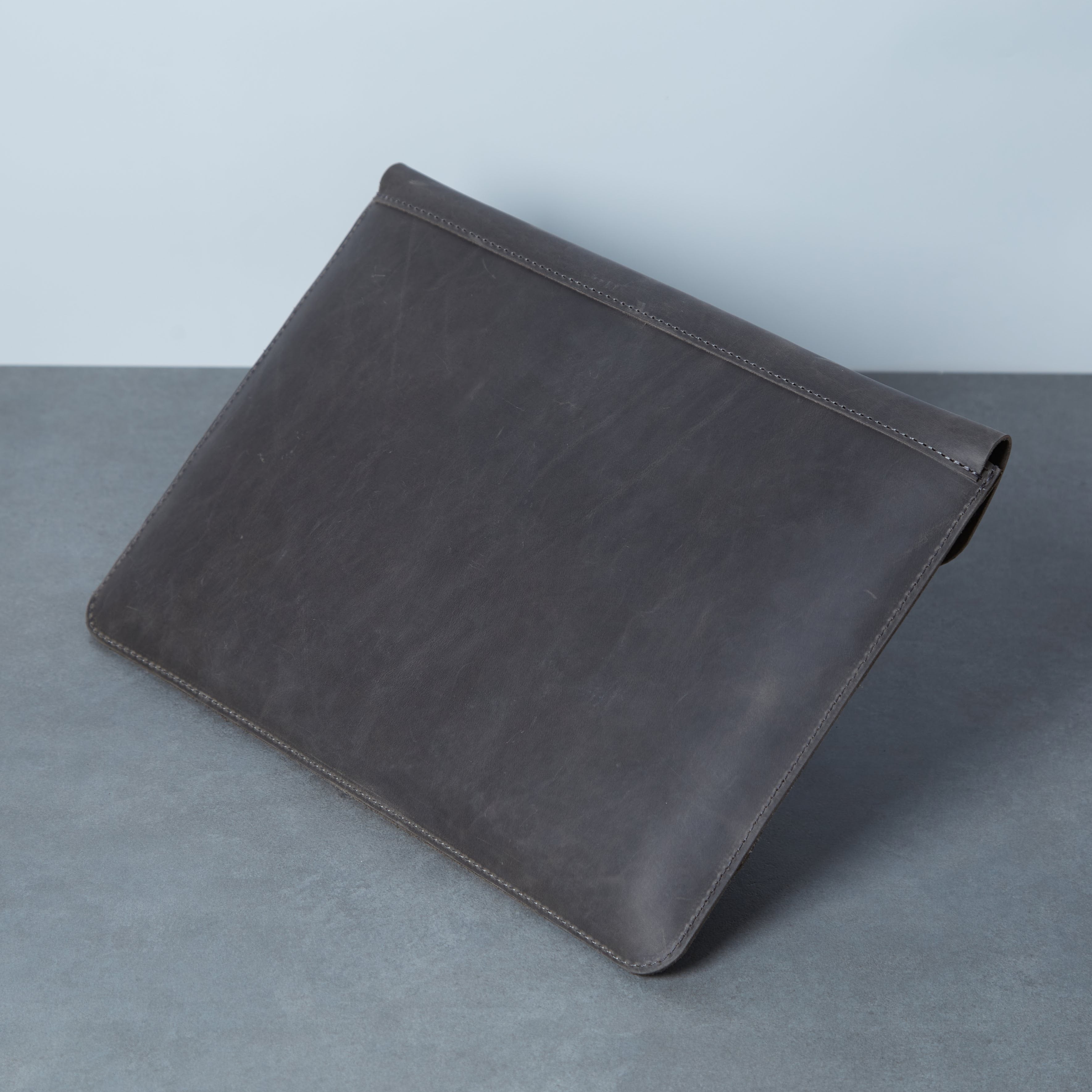 Message Laptop Sleeve, Gray (vintage)